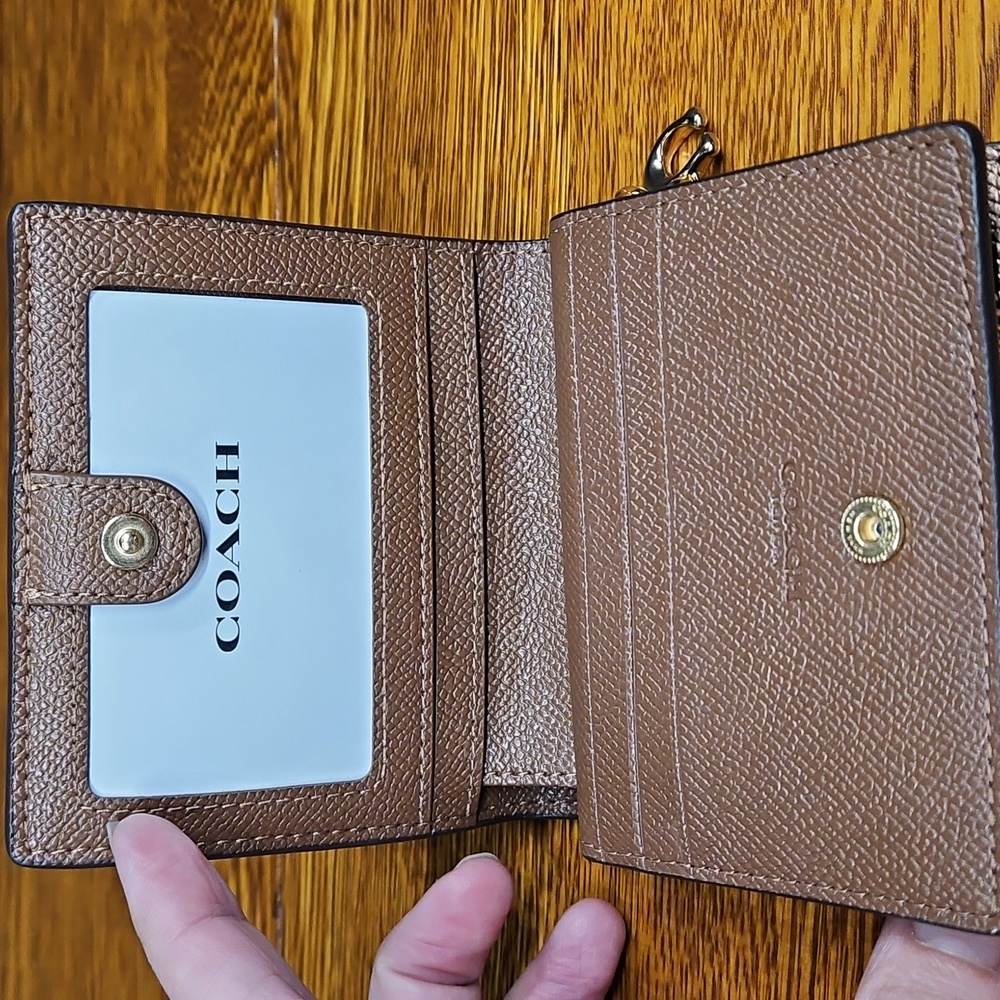 Coach Snap Wallet In Signature Canvas Mettalic Bronze NWT - Picture 5 of 6